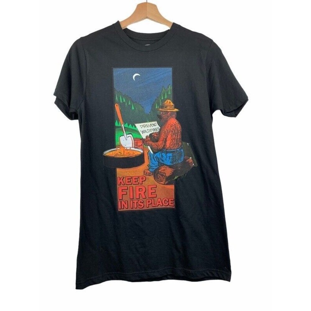 Keep Fire In Its Place Smokey Bear Mens Graphic T-Shirt Black Green Crew S New